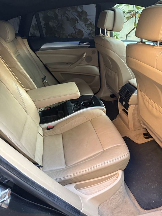 BMW X6 xDrive30d M Paket 235 CP | 2009 Pretul este de 9.000 de euro cel afisat este o eroare !