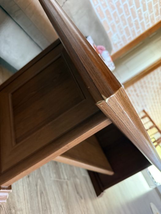 Masa de lemn, stare foarte buna. Predare personala