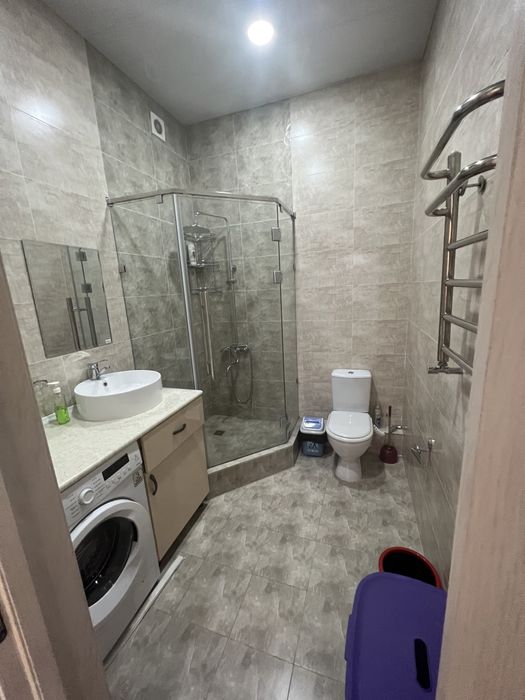 Сдается 3-х квартира с евроремонтом на Ц-15