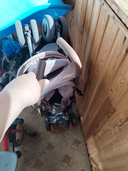 Продам детский велосипед, коляску и детский стульчик