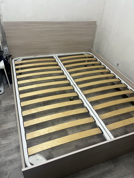 Продам кровать в хорошем состояние
