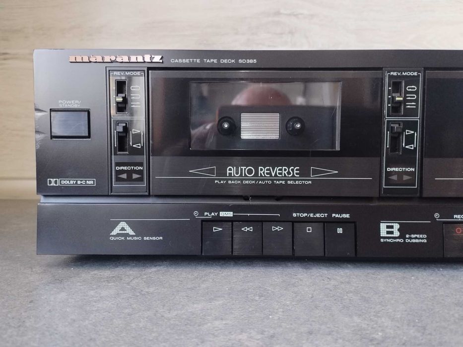 Продавам MARANTZ SD 385 авто реверс,минал пълна профилактика. Има малка драскотина от лявата страна,вижда се на снимката.