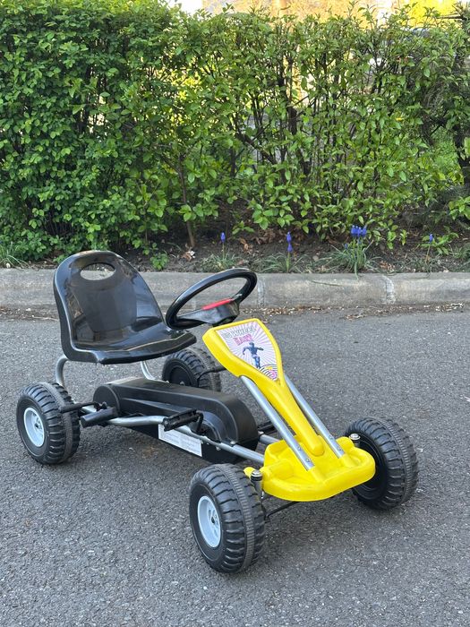Kart cu pedale GoKart galben foarte putin utilizat