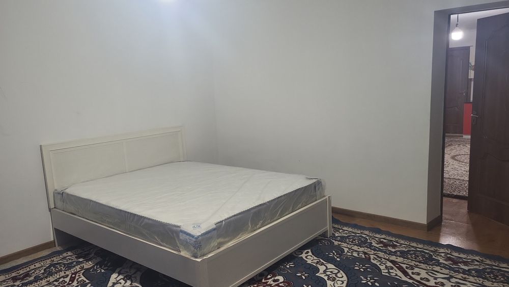 Времянка жалға беріледі. Хозяньмен.