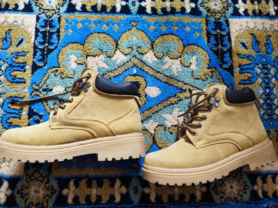 Bocanci NOI mărimea 37