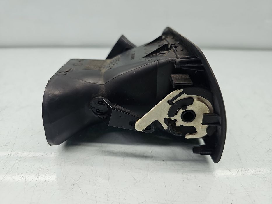 Grila aerisire dreapta Renault Symbol 2 [Fabr 2008-2012] 226377