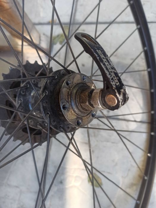 Капла за колело 28" за дискова спирачка