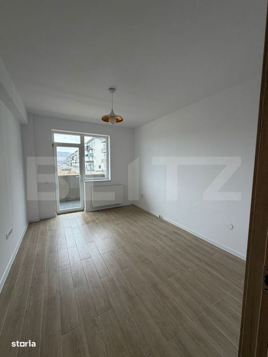 Spatiul comercial, 52 mp, parcare, zona Terra