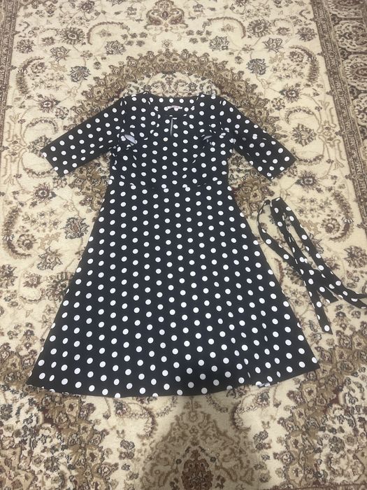 Платье в горошек