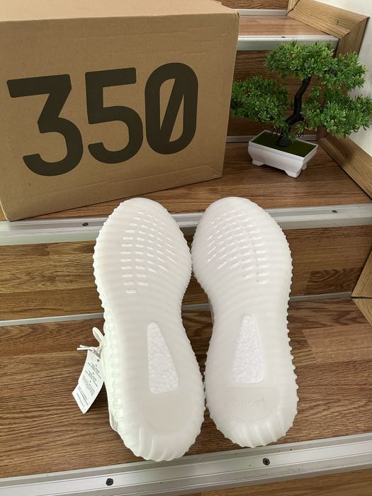Yezzy 350 white