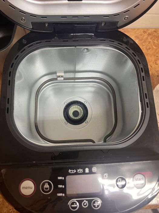 Masina de facut paine Pain & Delices , 20 de programe , negru/otel