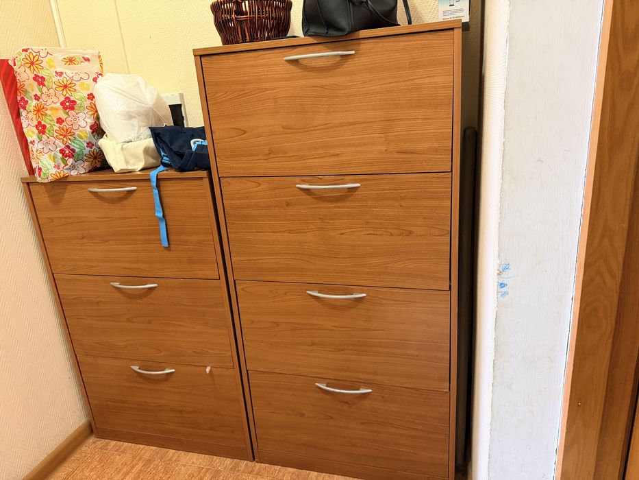 Продам обувницу