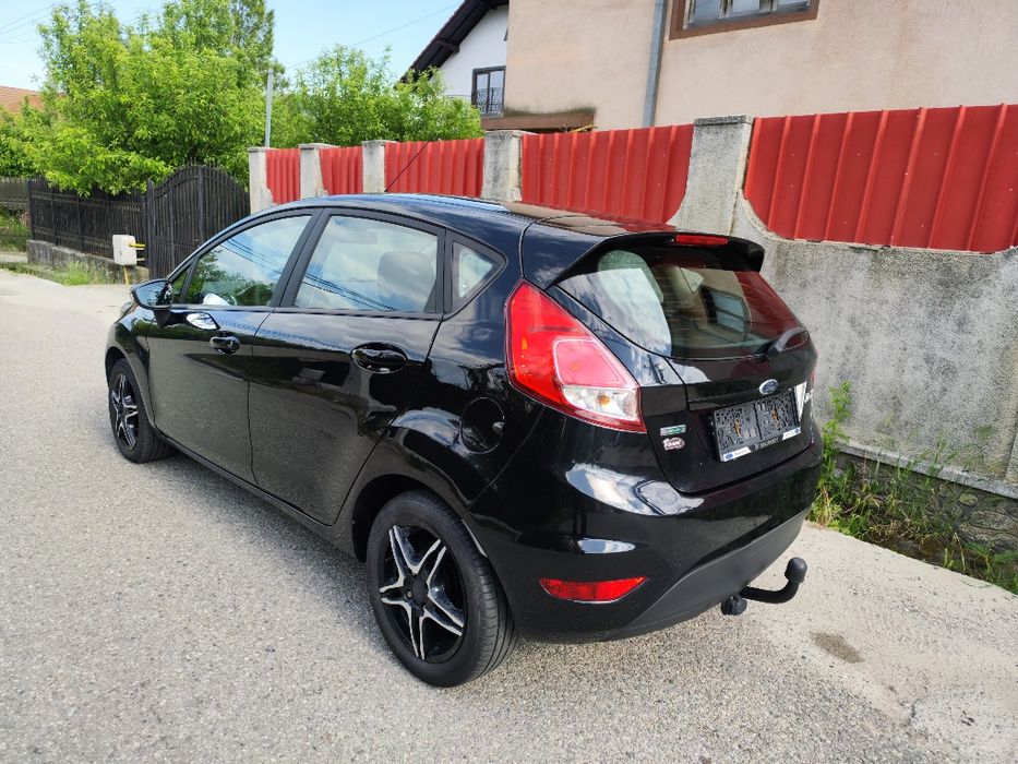 Ford Fiesta an 2013 luna 12 /benzina/Euro 5/jante/scaune încălzite/model Facelift /140000 km