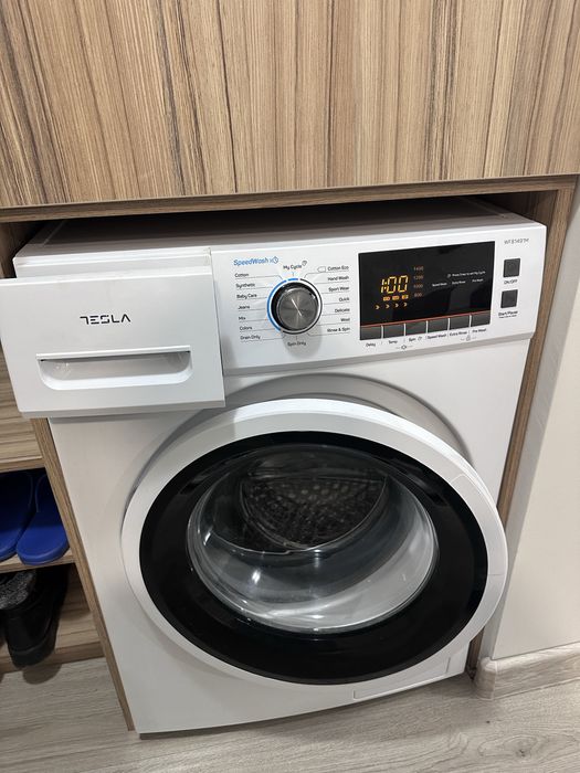 Masina de spalat Tesla