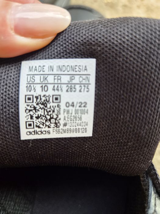 Adidasi adidas marimea 44