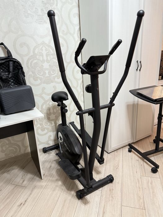 Эллиптический тренажер