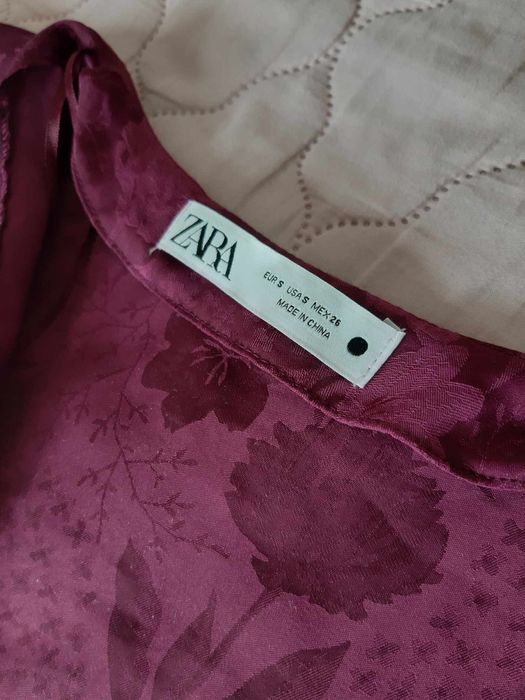 Rochie eleganta scurta burgundy mov inchis zara nepurtata