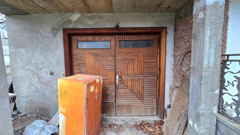 Продава се Къща в Брезник - 220 кв.м за 348 €/кв.м - Снимка #7