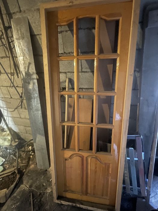 Продам деревянные двери