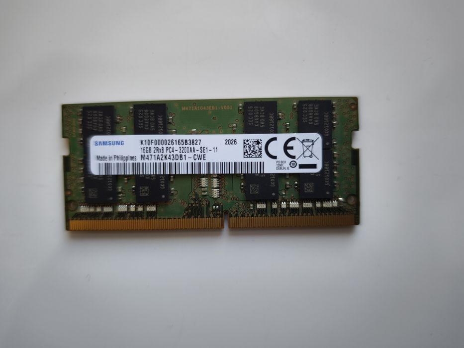 Продам оперативную память DDR4 Samsung на 16 Гб