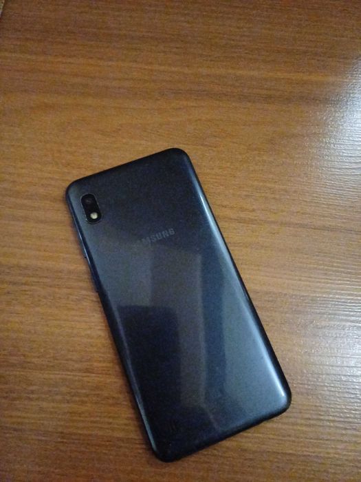 samsung A10 telefon sotiladi