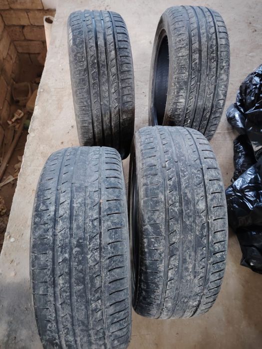 Покрышка летний 215/55/17