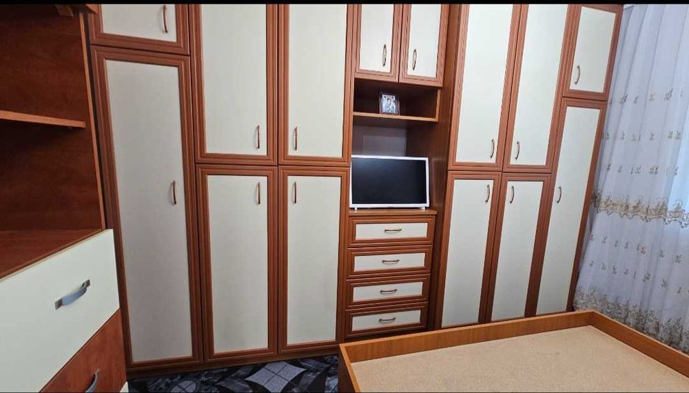 Apartament de închiriat 3 camere Târgoviște