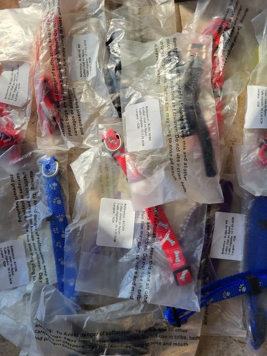 Lot zgarda, lesa, colier caini sau pisici