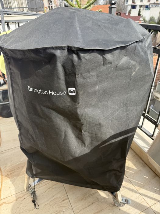 Продавам Барбекю на дървени въглищаTarrington House