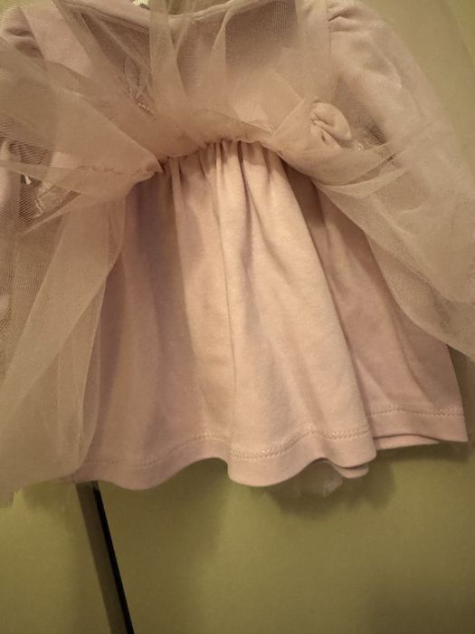 Нова розова бебешка рокля Miniborn 0-3 за изписване или погача