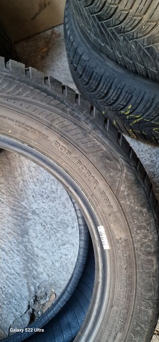 205/60/16 Goodyear Vector 4Seasons