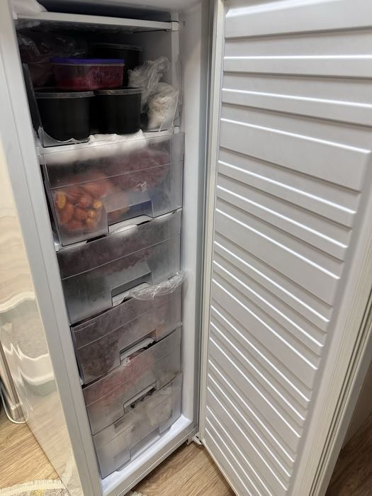 Морозильная камера "Бирюса"