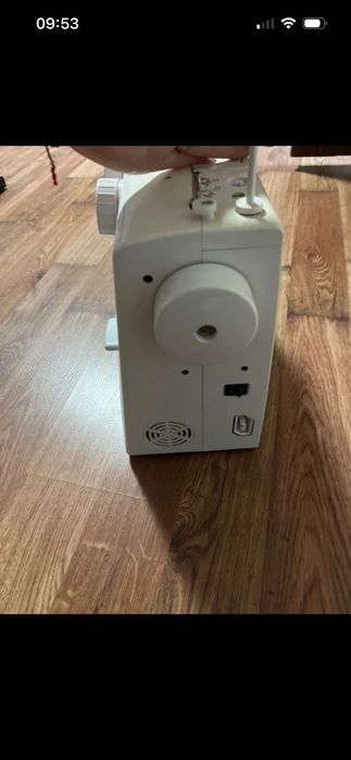 Mașină de cusut de piese