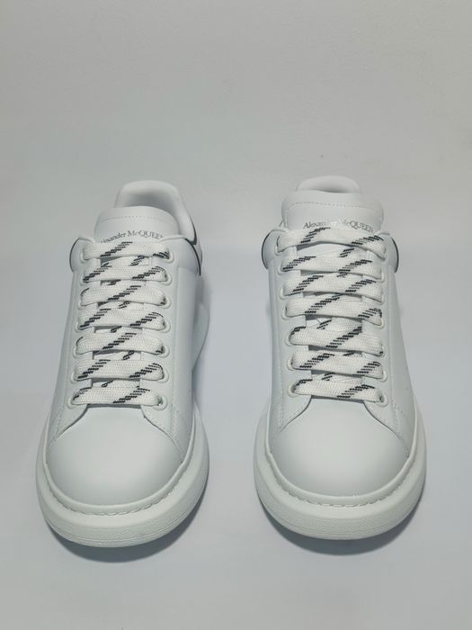 Alexander Mcqeen alb negru