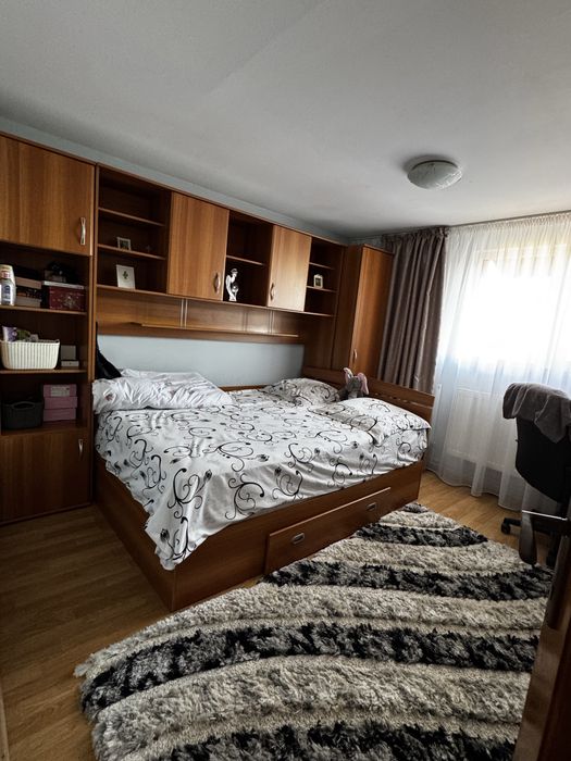 Apartament de închiriat : 3 camere decomandat | Zona Șagului | 2 balcoane | Centrală proprie | AC