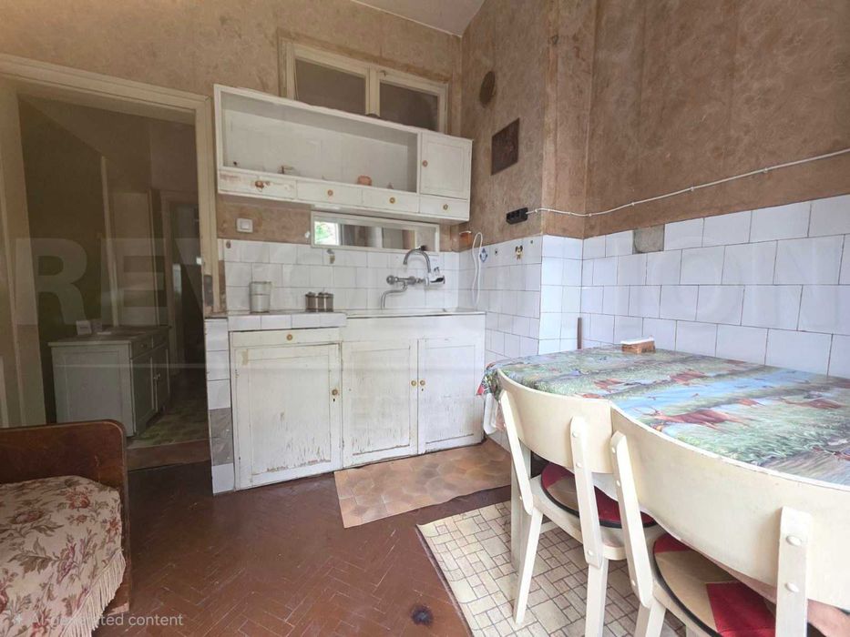 Продава се Двустаен апартамент в Перник, Ладовица - 71 кв.м за 1550 €/кв.м - Снимка #3