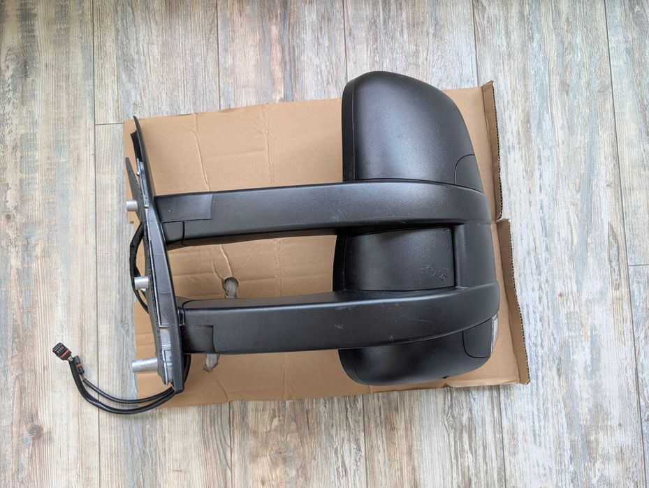 Външно огледало за бус Iveco IV 2009-2011 ляво