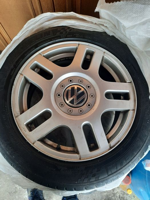 Vând  jante aluminiu