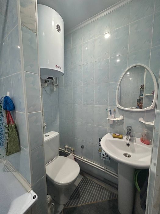 Продам 2 комнатную квартиру