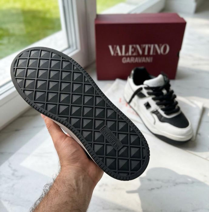 Adidasi Valentino Garavani One Stud Full Box