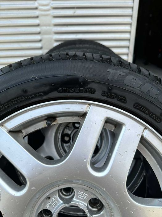 Алуминиеви джанти с гуми 16'' за VW