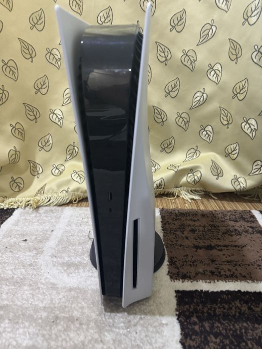 Продам пс5 на 1 терабайт