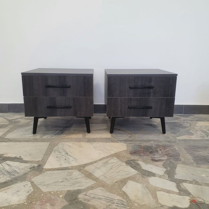 Прикроватные тумбочки