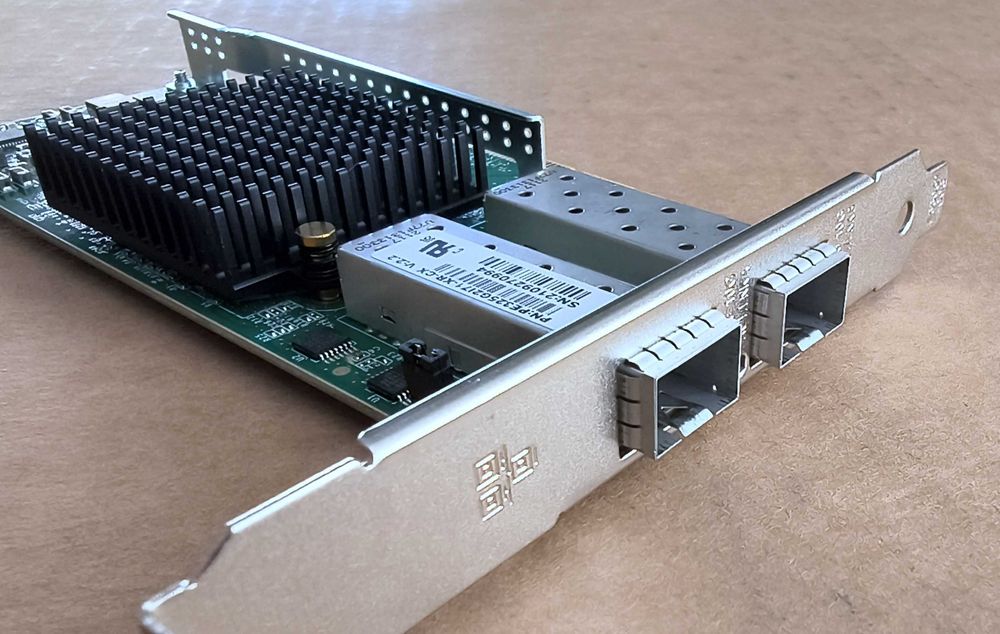 Silicom/Intel 25/10Gb XXV710-DA2 DP 25/10Gb CNE Адаптер PE325G2I71-XR