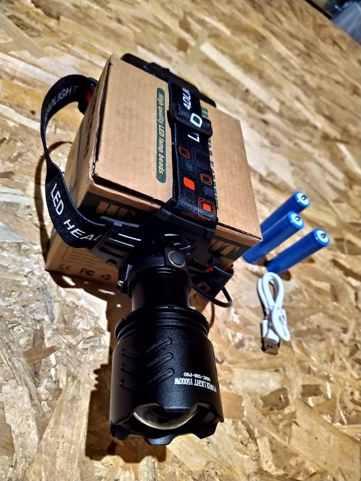 MMC-XHP90.2 Cea mai puternica lanterna de cap profesionala Model Nou!