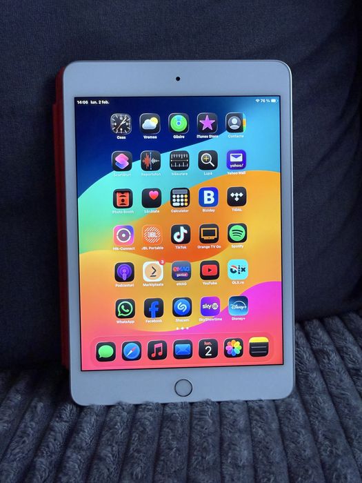 Ipad Mini Generatia 5,Alb,Impecabil,Husa Magnetica,