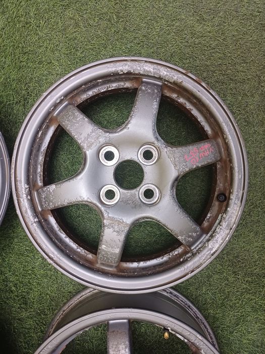 Диски R15 4x100 на Toyota.