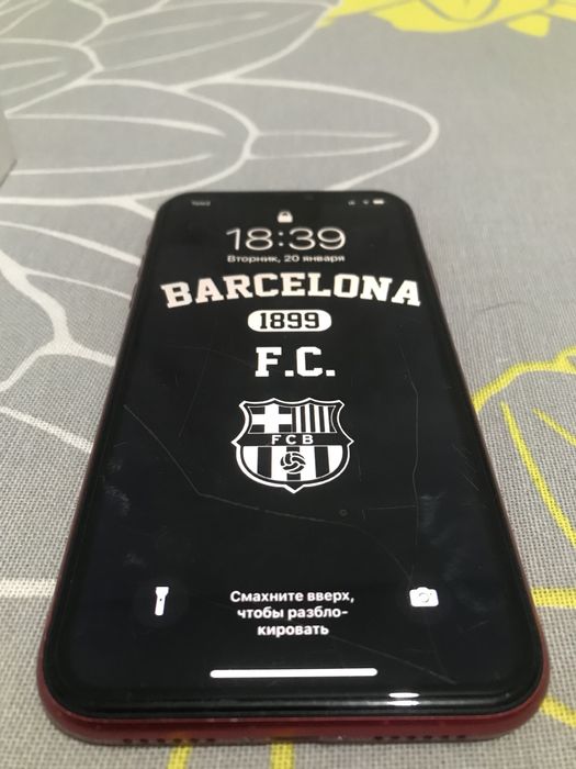 Продам Айфон 11 128 гб память