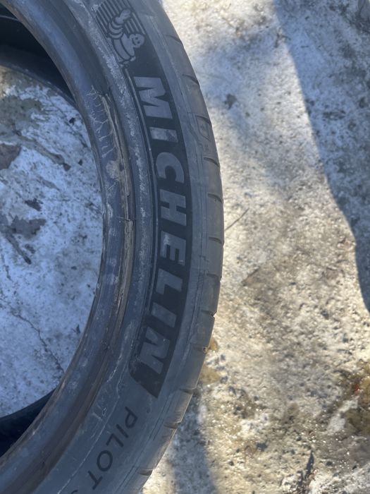 Летни гуми 255/40/19