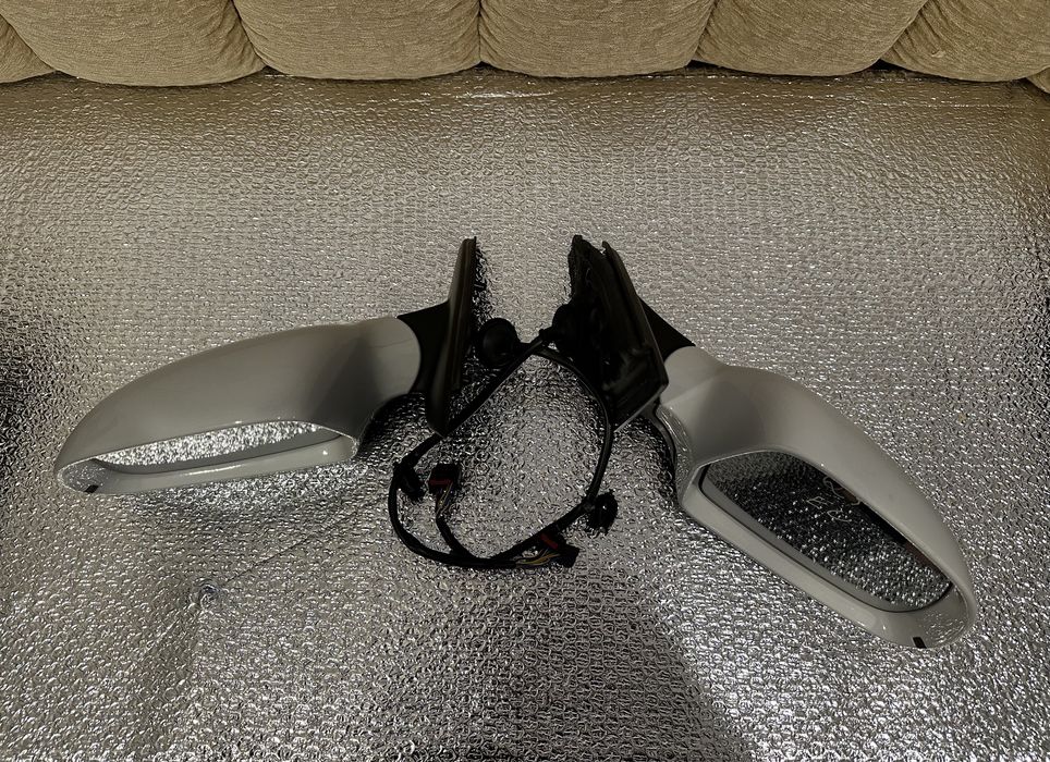 Oglinzi, Oglinda stanga / Oglinda dreapta Audi Q3 8U